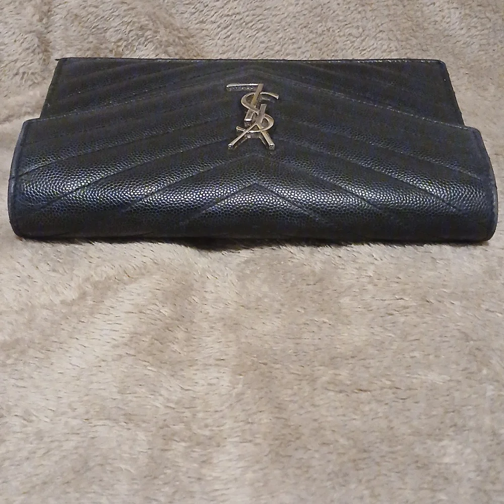 💯% Authentic YSL Envelope Wallet (no chain) - Picture 8 of 16